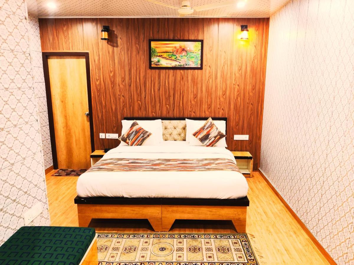 Hotel Bamboo Castle ジャイプール エクステリア 写真