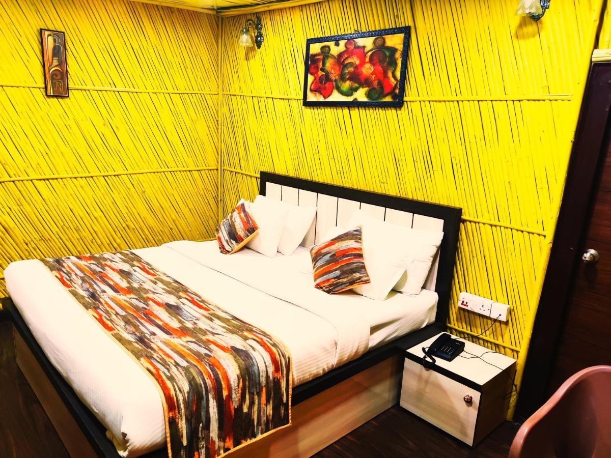 Hotel Bamboo Castle ジャイプール エクステリア 写真
