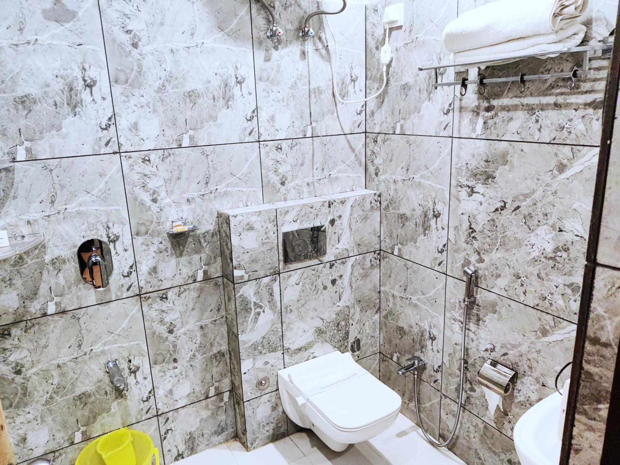 Hotel Bamboo Castle ジャイプール エクステリア 写真