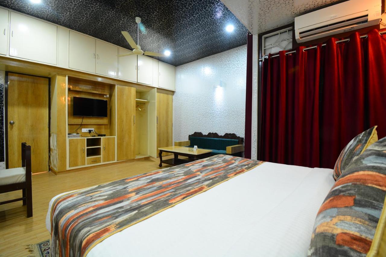 Hotel Bamboo Castle ジャイプール エクステリア 写真